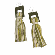 Load image into Gallery viewer, Small Square Earrings